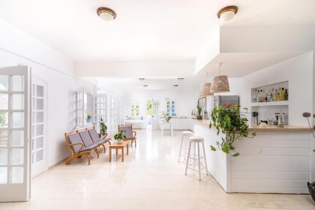 Отель Marina Hotel (Matala) 2*