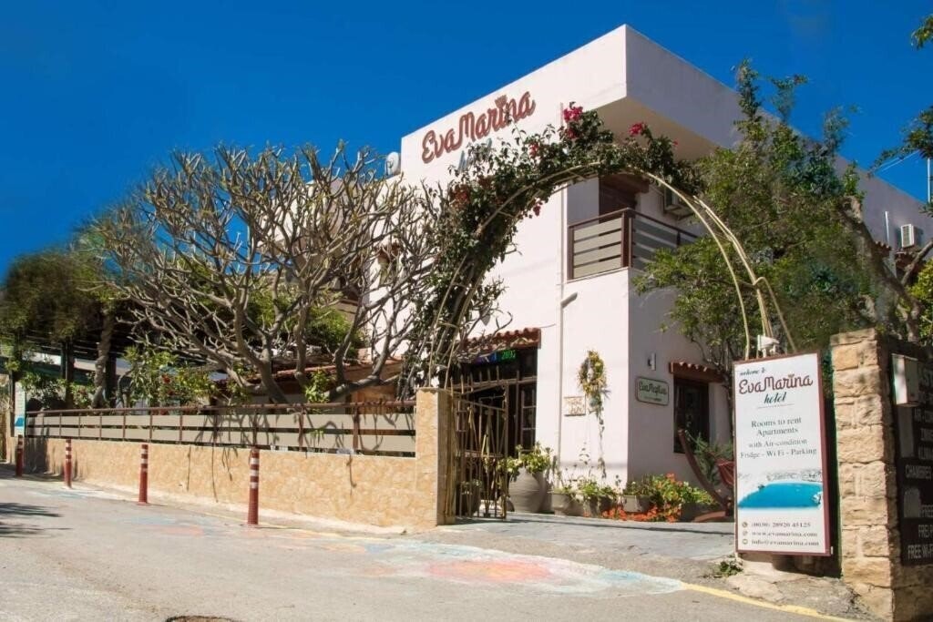 Отель Eva Marina Hotel 2*