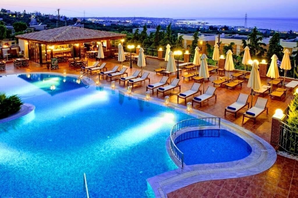 Картинка Ippoliti Village 3*