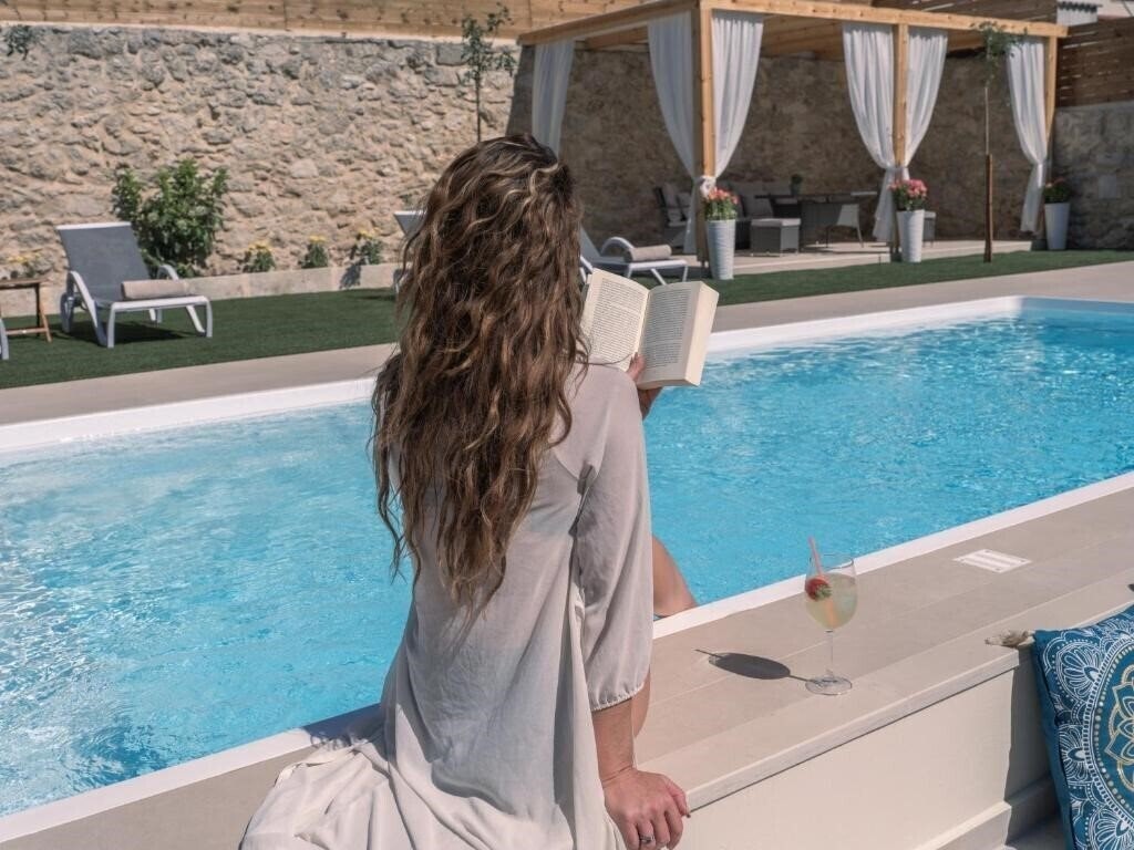 Картинка Arhontiko Archanes Suites 4*