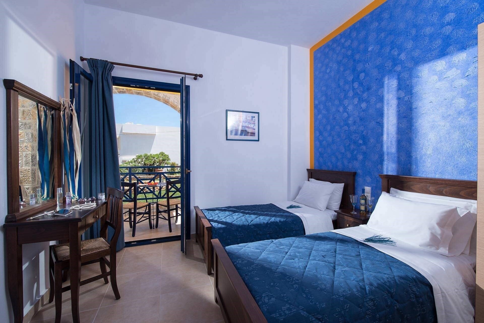 Отель Aegean Sky Hotel & Suites 3*