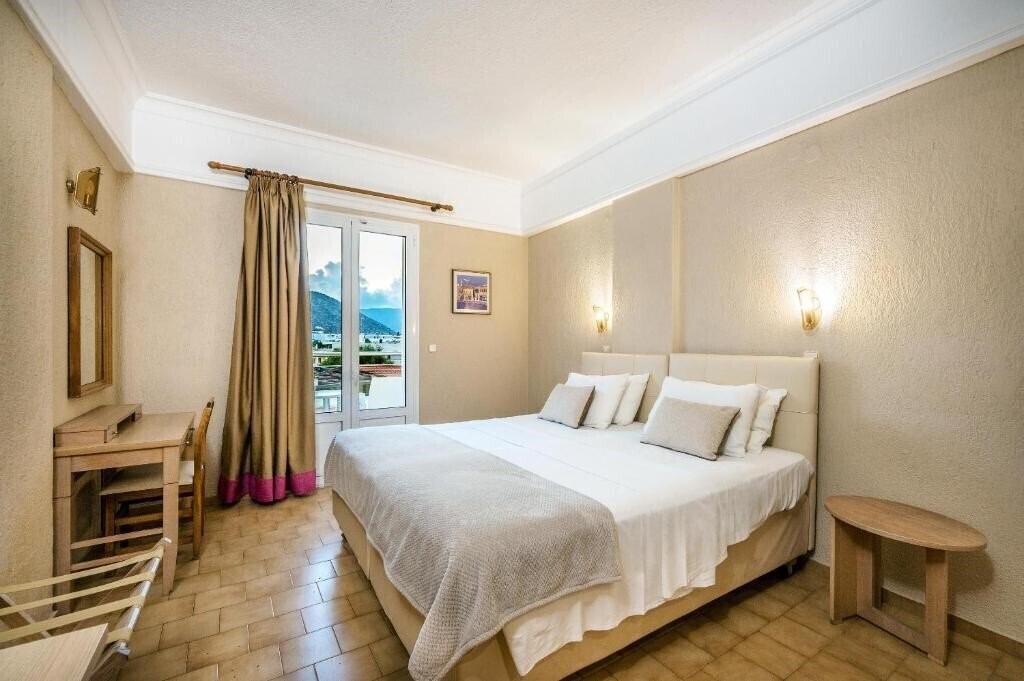 Картинка Malia Mare 2*