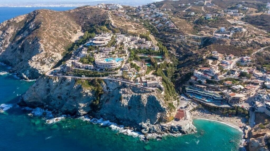 Отель Athina Palace Resort & SPA 5*