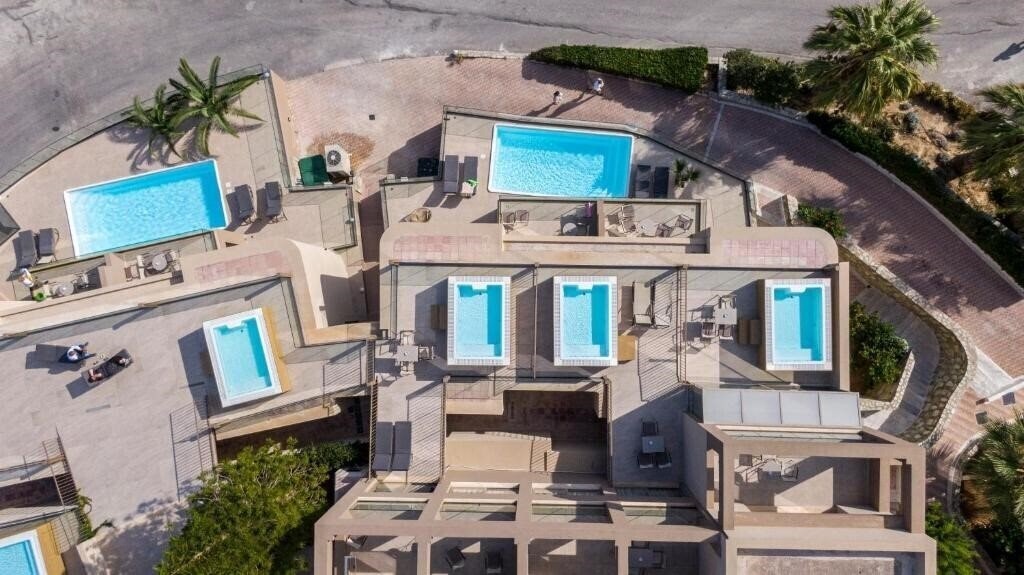 Изображение Athina Palace Resort & SPA 5*