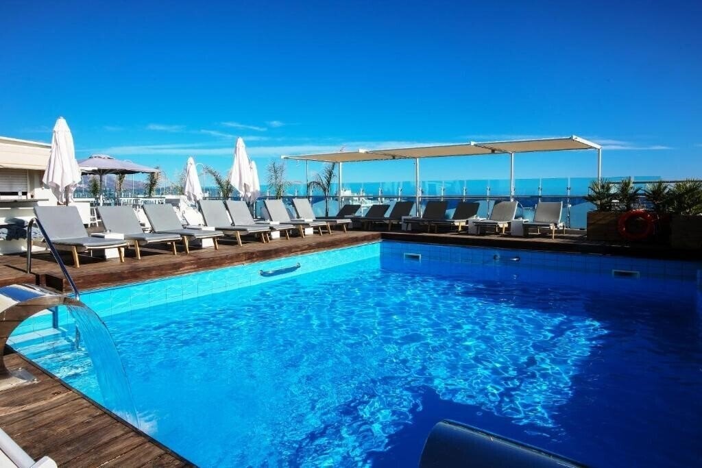 Изображение Capsis Astoria Hotel 4*