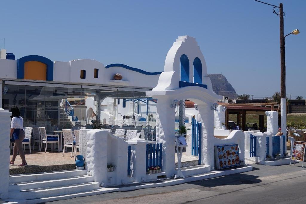Готель Tsalos Beach Hotel апартаменты