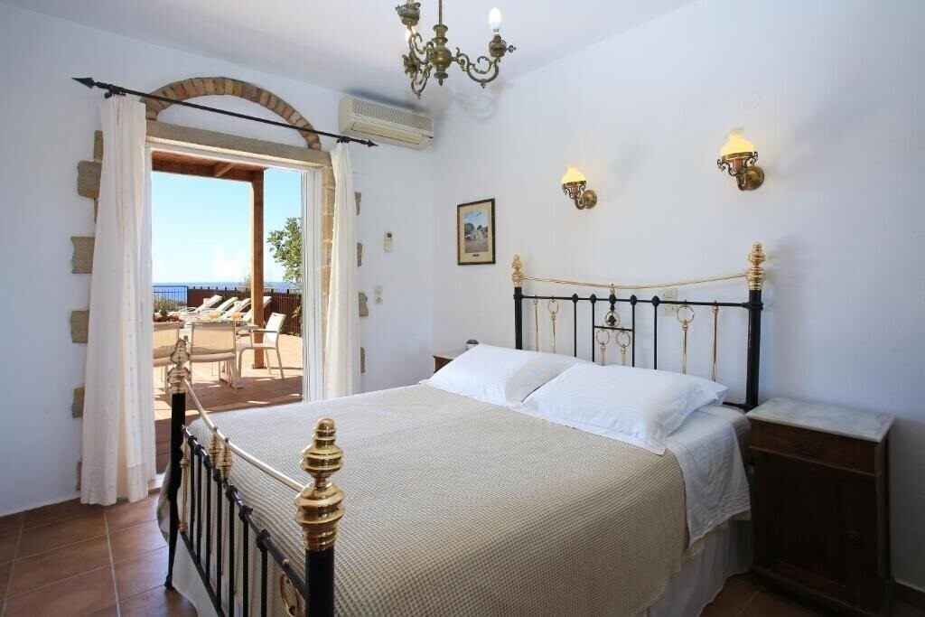 Фото Villa Phaestias 4*