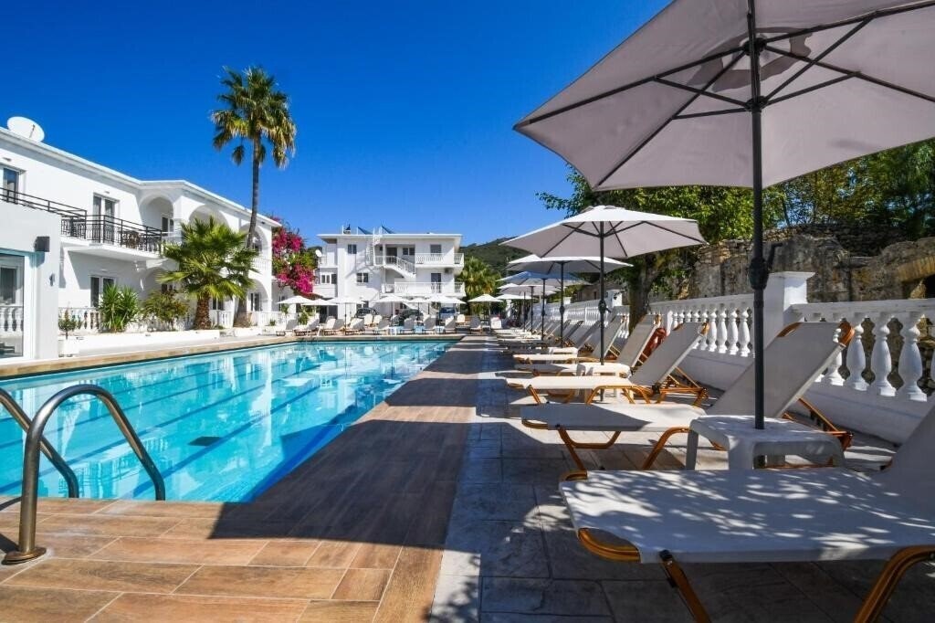 Отель Daisy Zakynthos Apartments 3*