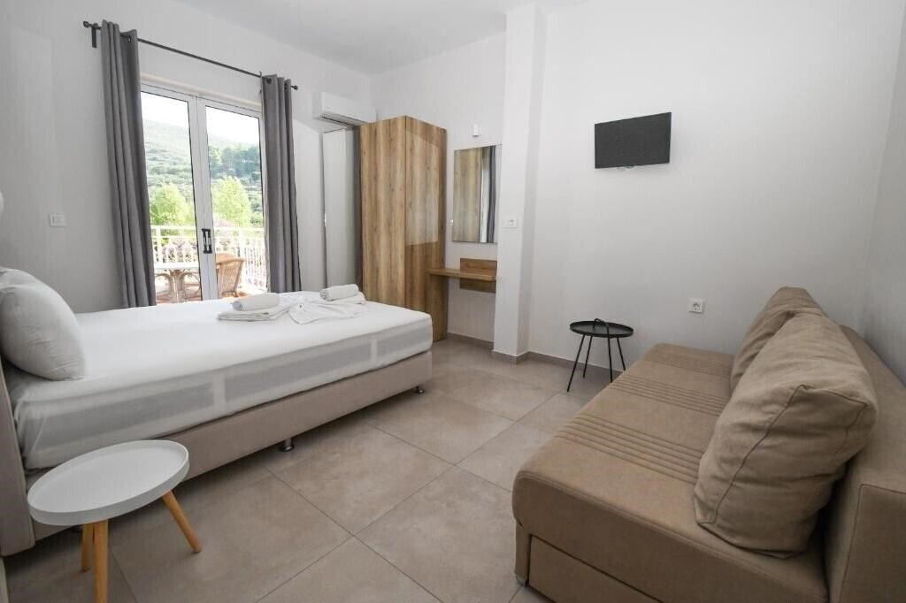 Фото Daisy Zakynthos Apartments 3*