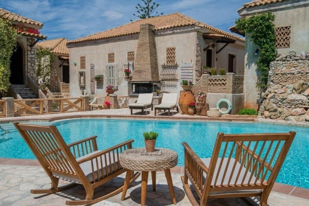 Отель Garden Village 3*
