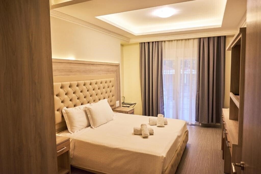 Картинка Famissi Eden Hotel 3*