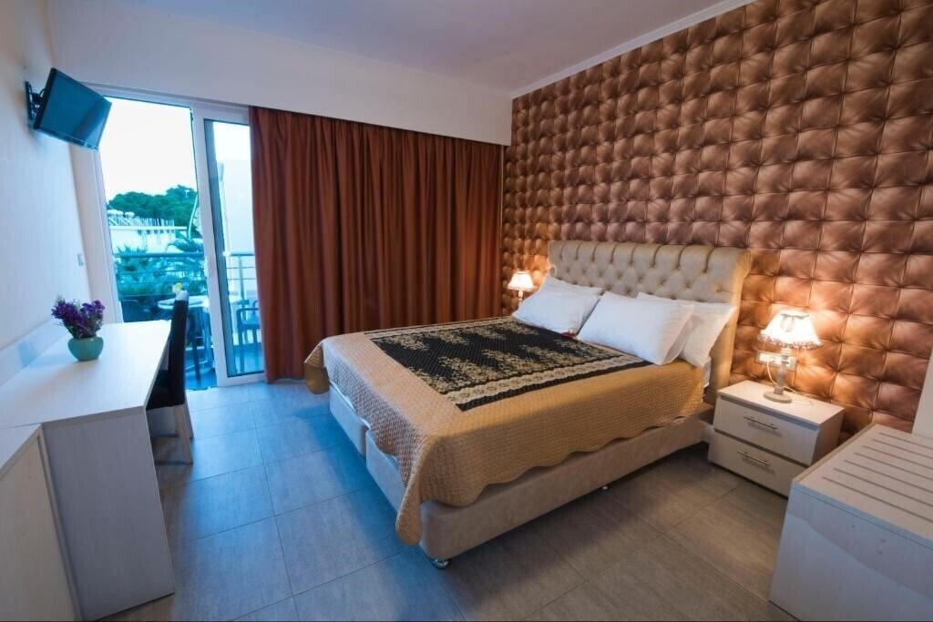 Изображение Kalithea Hotel 3*