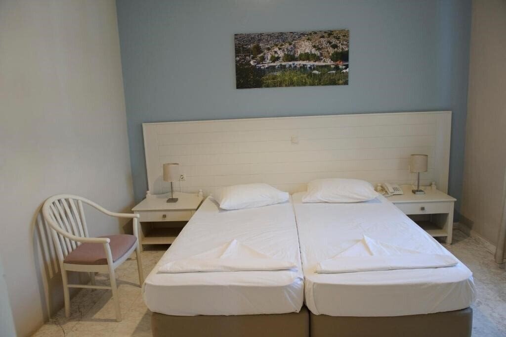 Фотографія Kalydna Island Hotel 3*