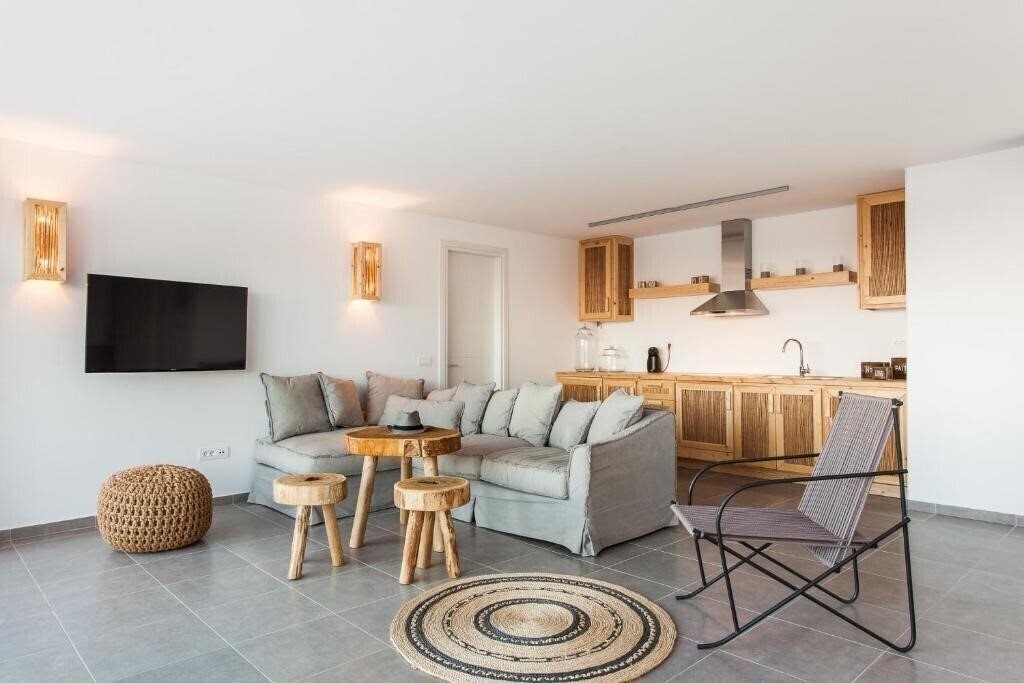 Картинка Myconian Platinum Villa 4*