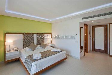 Готель Alimounda Mare Karpathos 5*