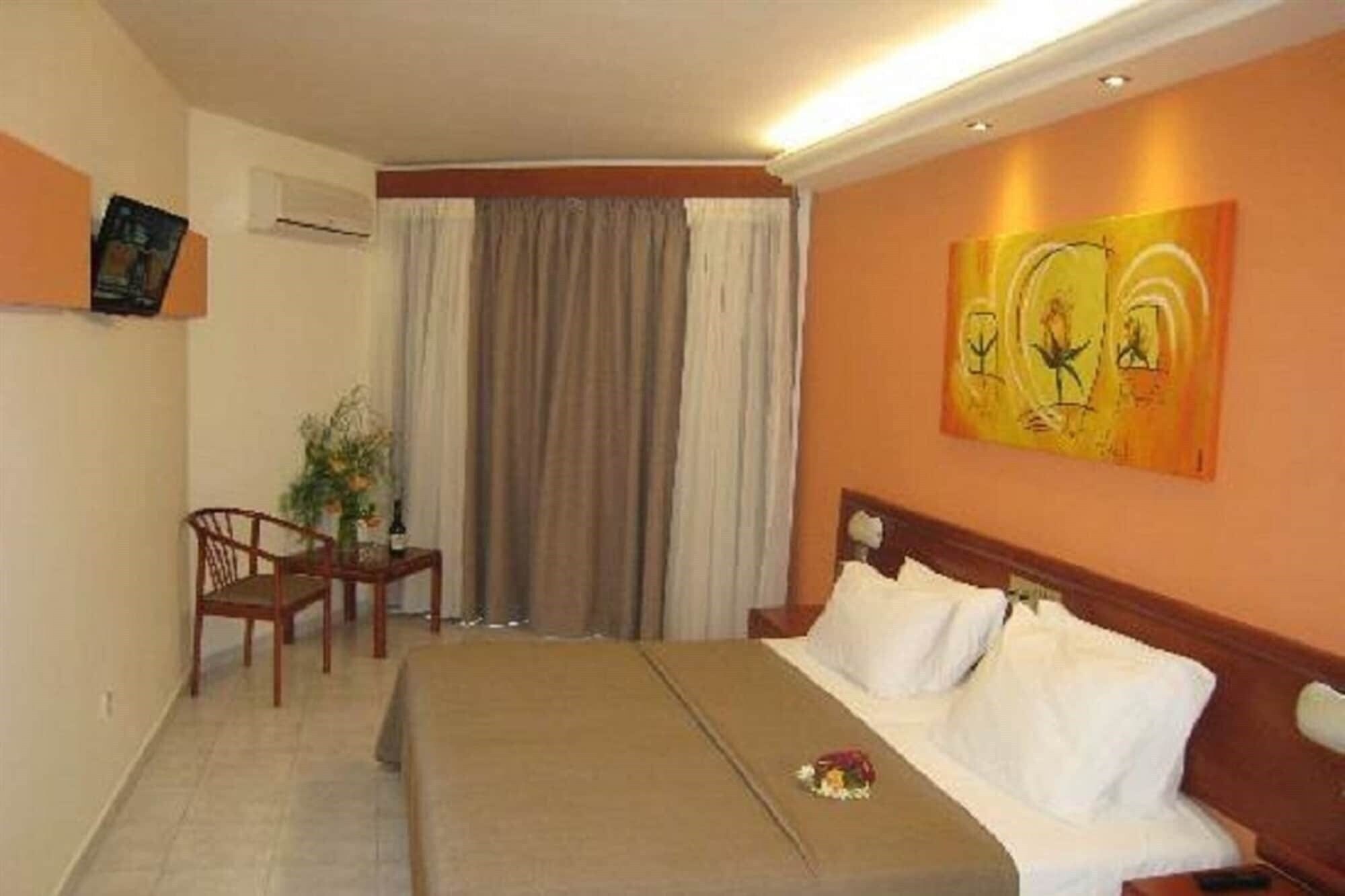 Фото Miramare Bay 3*