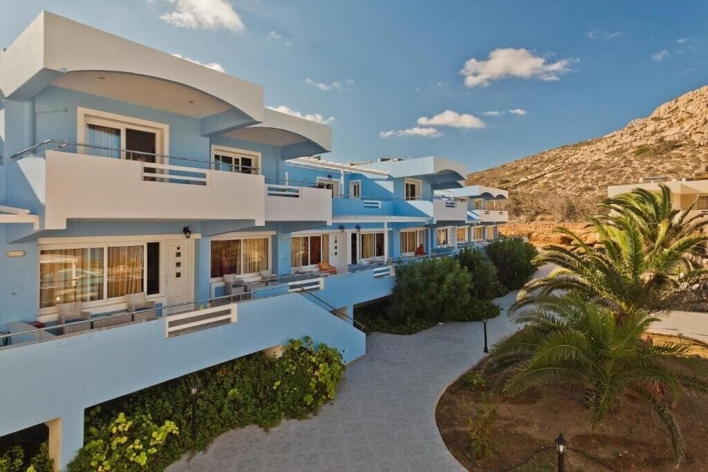 Картинка Royal Beach Resort 4*