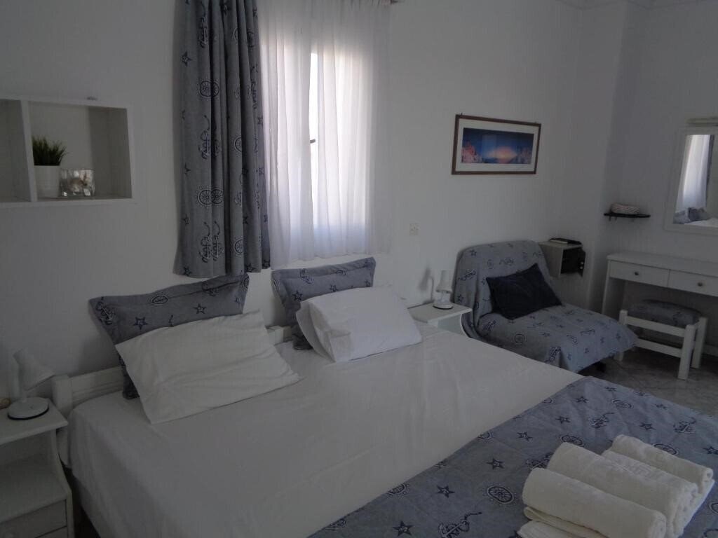 Фото Blue & White Studios & Apartments 3*