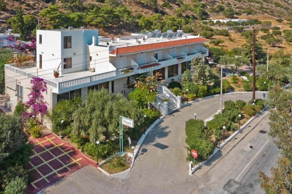 Фото Venezia Hotel & Bungalows 3*