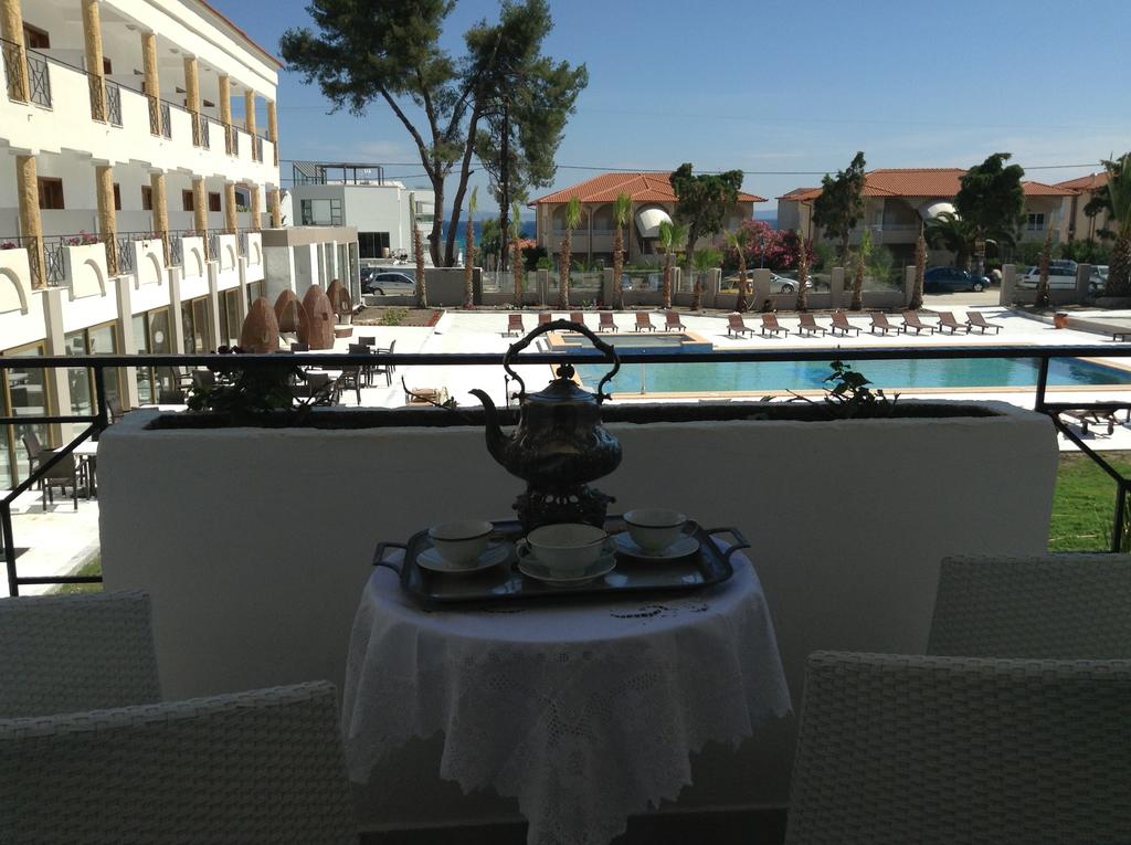 Готель Hanioti Melathron 4*