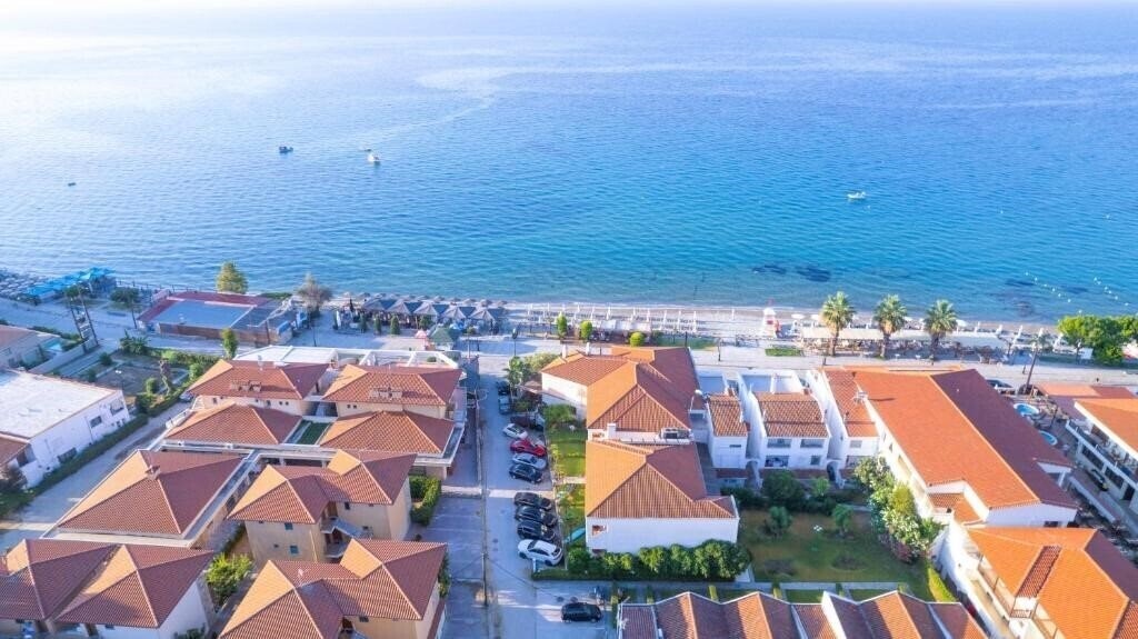 Отель Paralio 3*