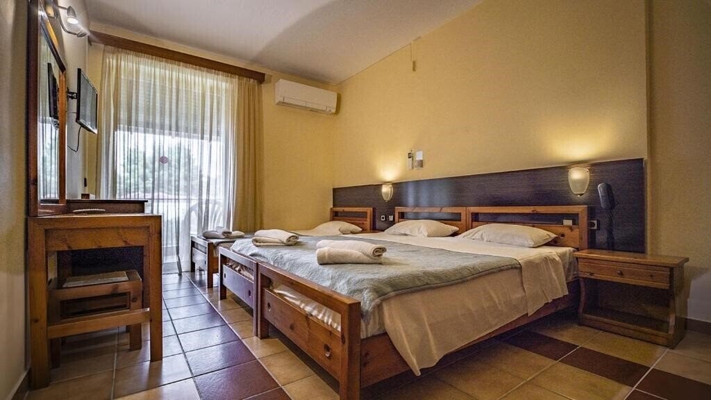 Фото Thea Beach 3*