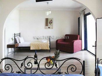 Готель Azur 2*