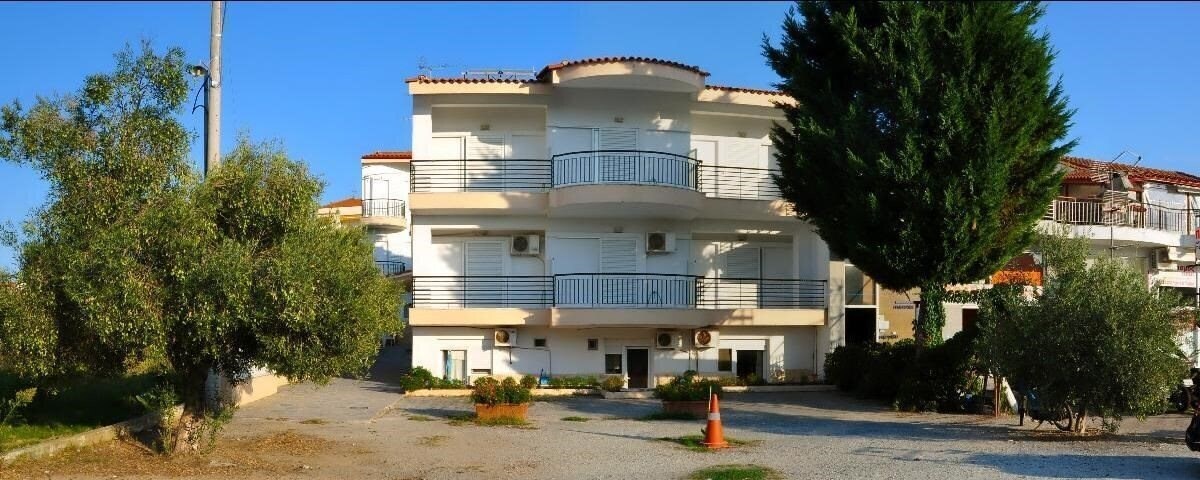 Готель Anna Bill Apartments 2*