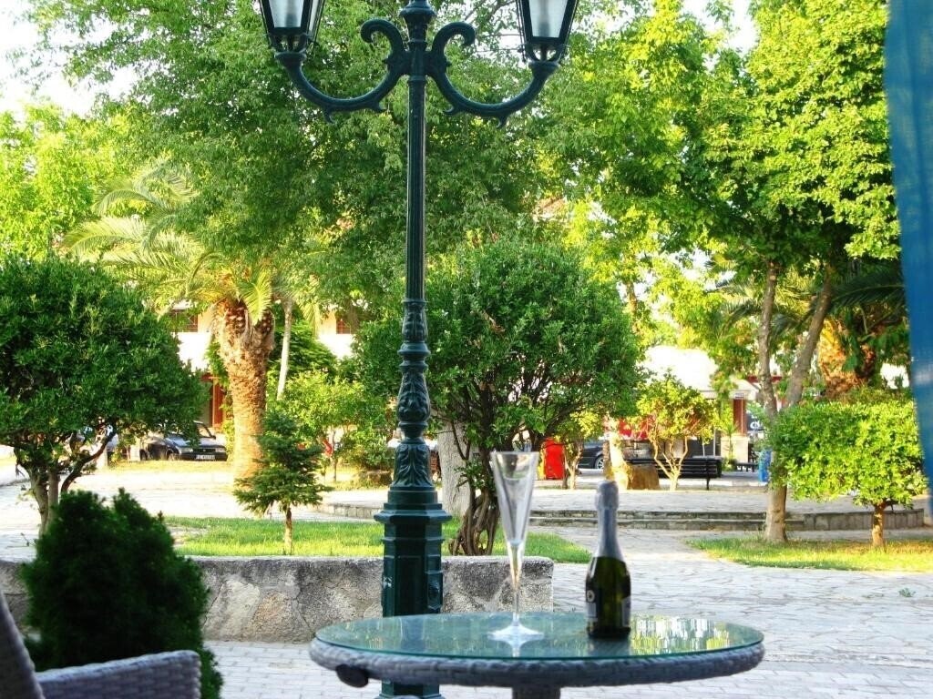 Фотографія Royal Studios апартаменты