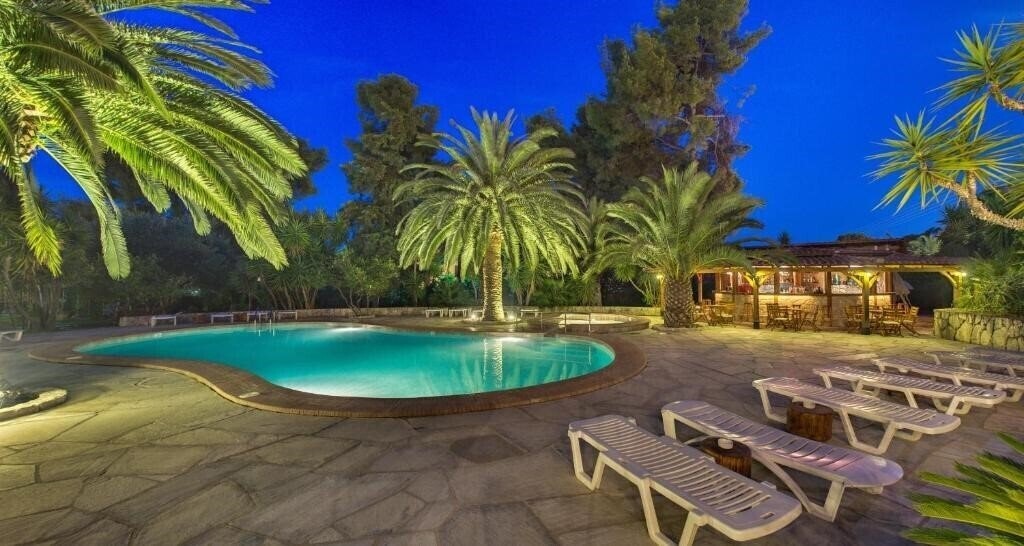 Готель Pilalidis Apartments 3*