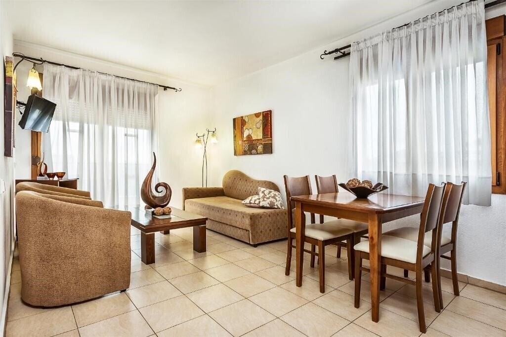 Картинка Nereides Hanioti 2*