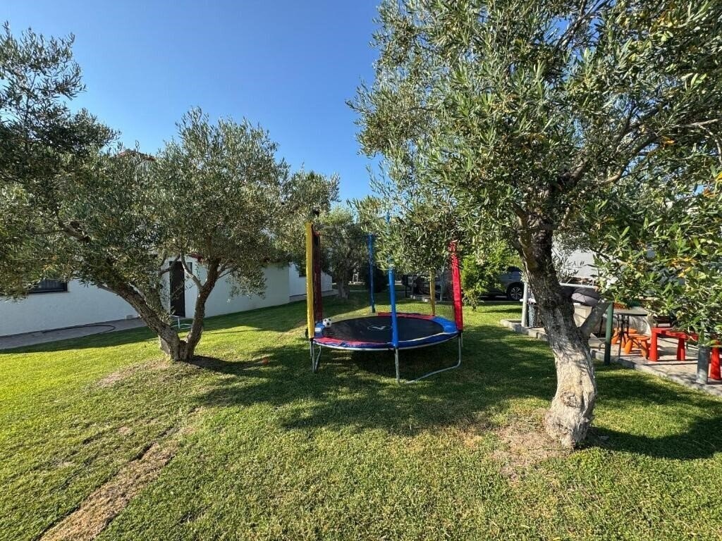 Фотографія Villas Hanioti 2*