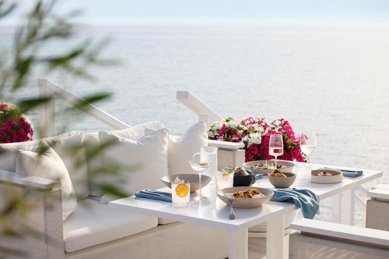 Изображение Sani Beach Hotel 5*