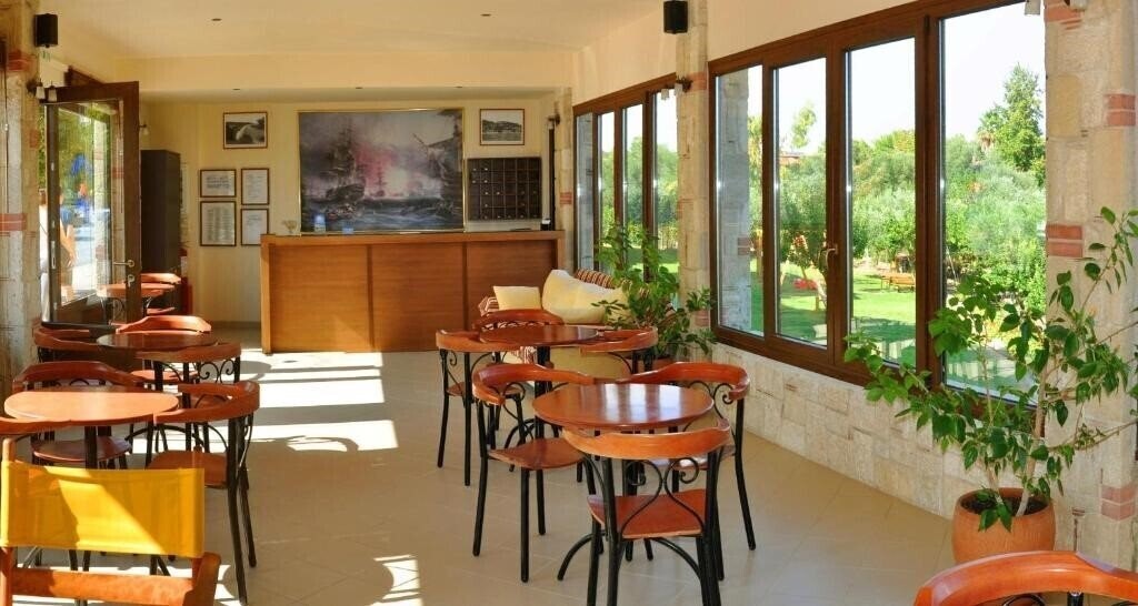 Зображення Adonis 2*