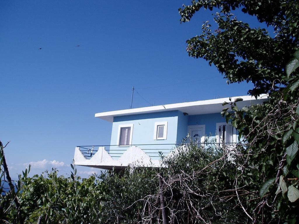 Готель Marrys House Apartments апартаменты