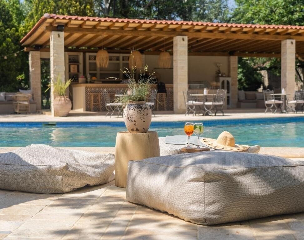 Отель Petrino Eco Village 4*