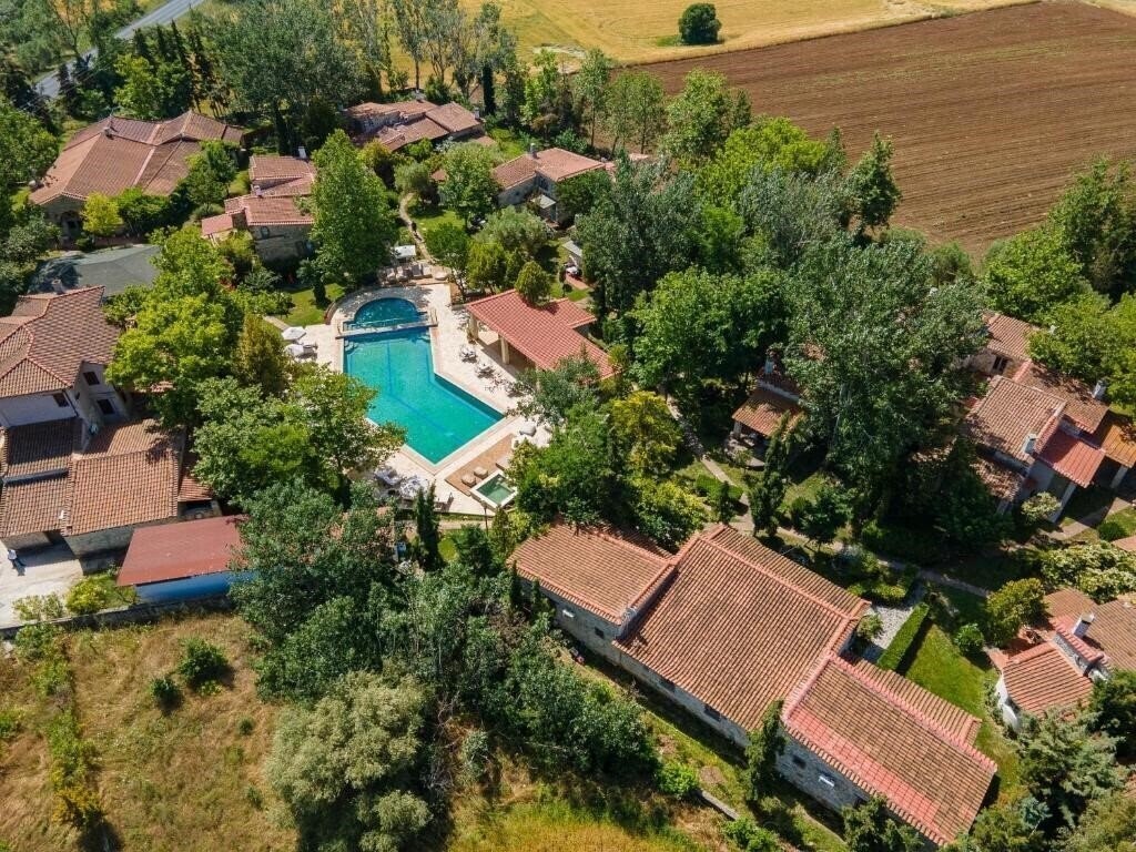 Изображение Petrino Eco Village 4*