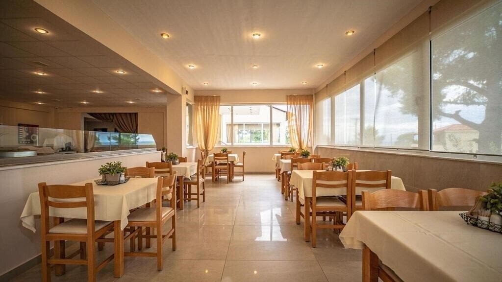 Изображение Thea Beach 3*