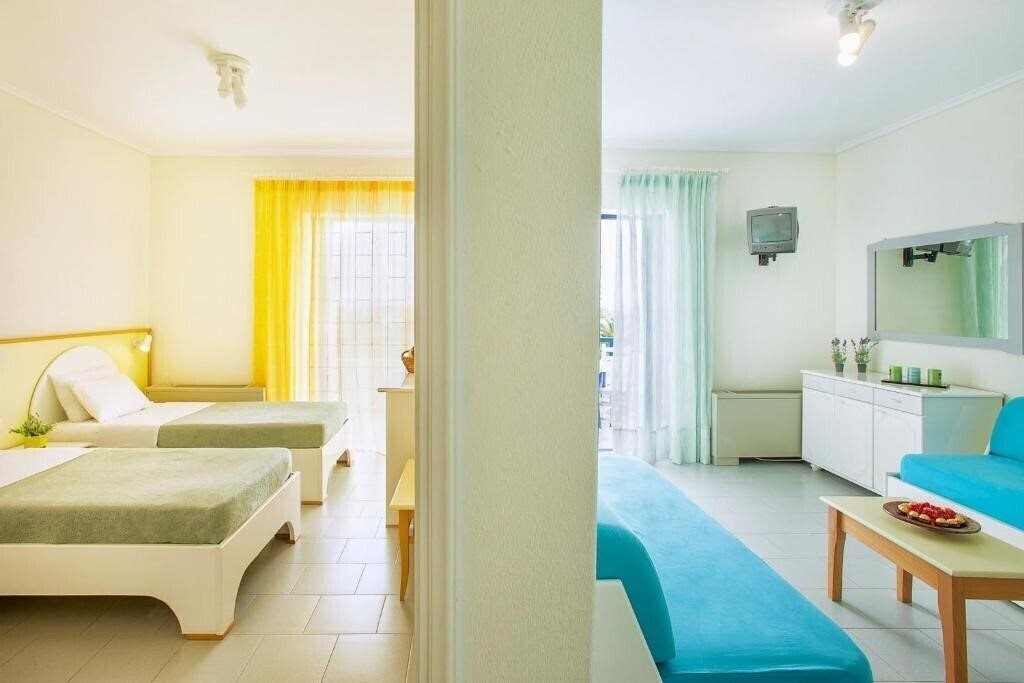 Фото Xenios Port Marina 3*