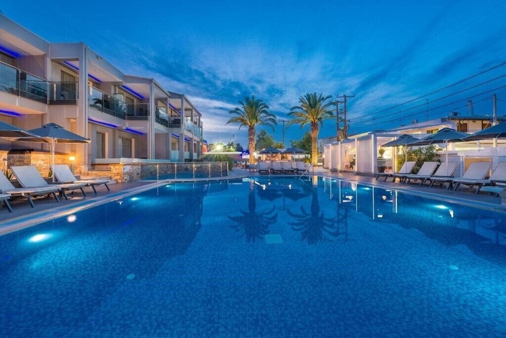 Отель Dionysos Hotel 3*