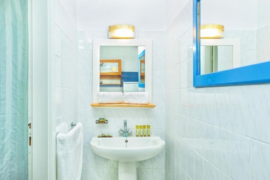 Фотография Xenios Faros Apartments 2*