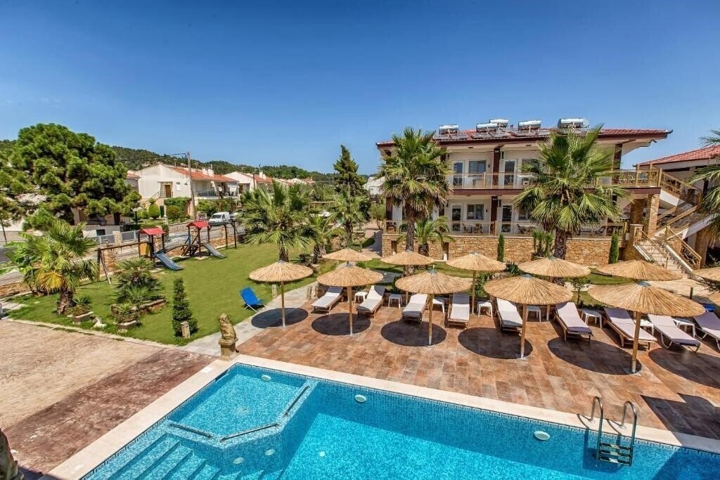 Готель Greek Pride Hotel & Apartments 4*