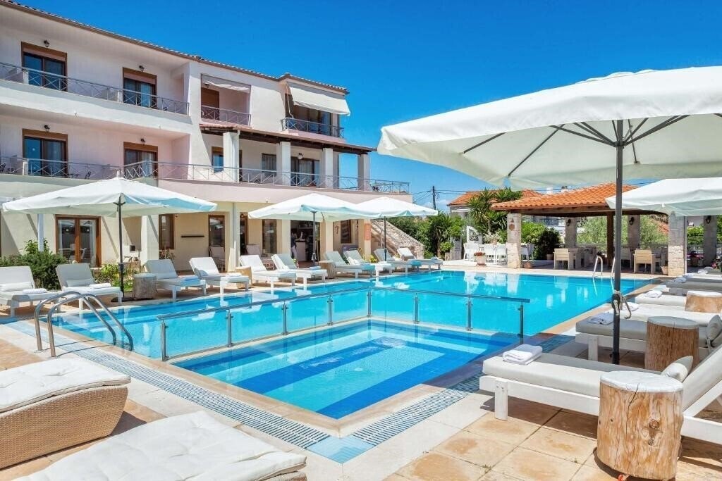 Фото Hesperides Hotel 1*