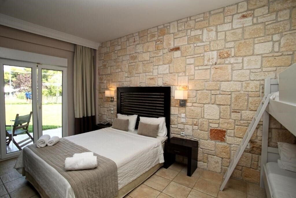 Фото Nostos Hotel 3*