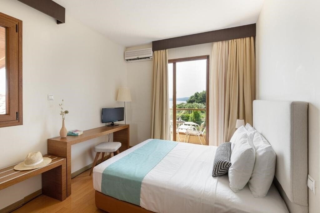 Изображение Blue Bay Hotel 4*