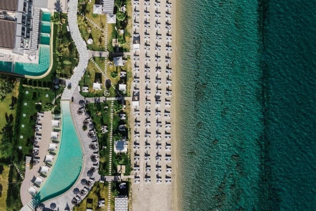 Готель Blue Carpet Luxury Suites 3*