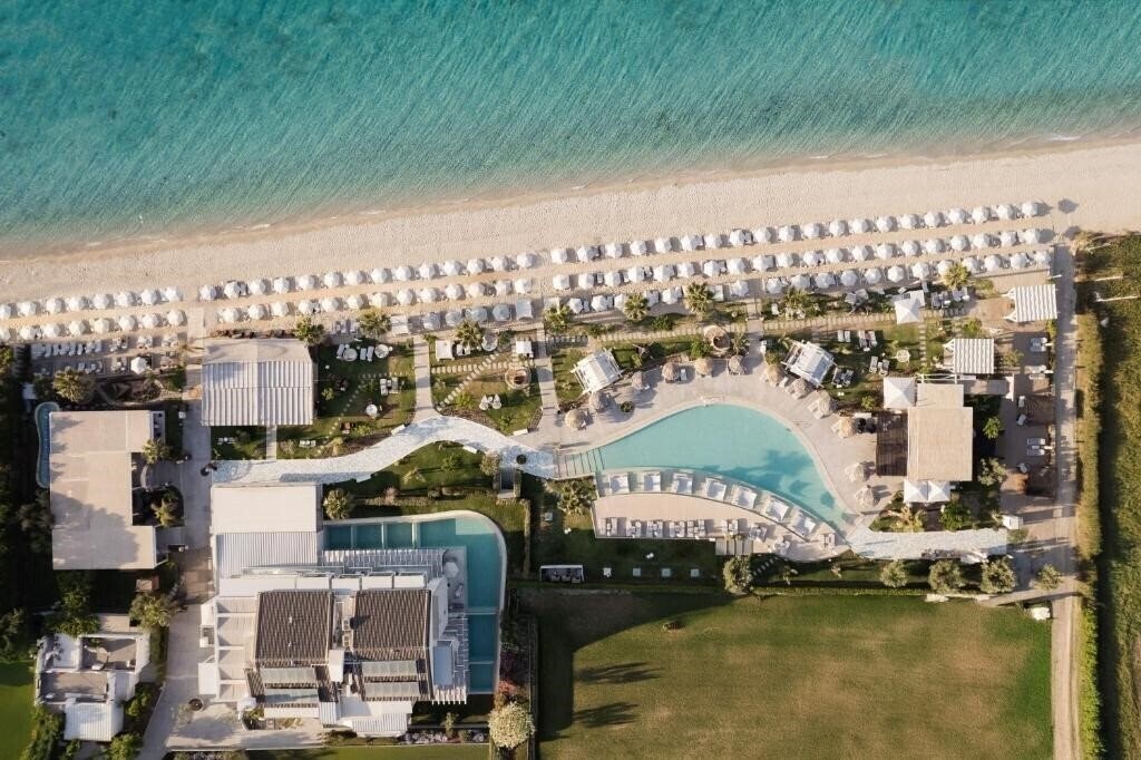 Фотографія Blue Carpet Luxury Suites 3*