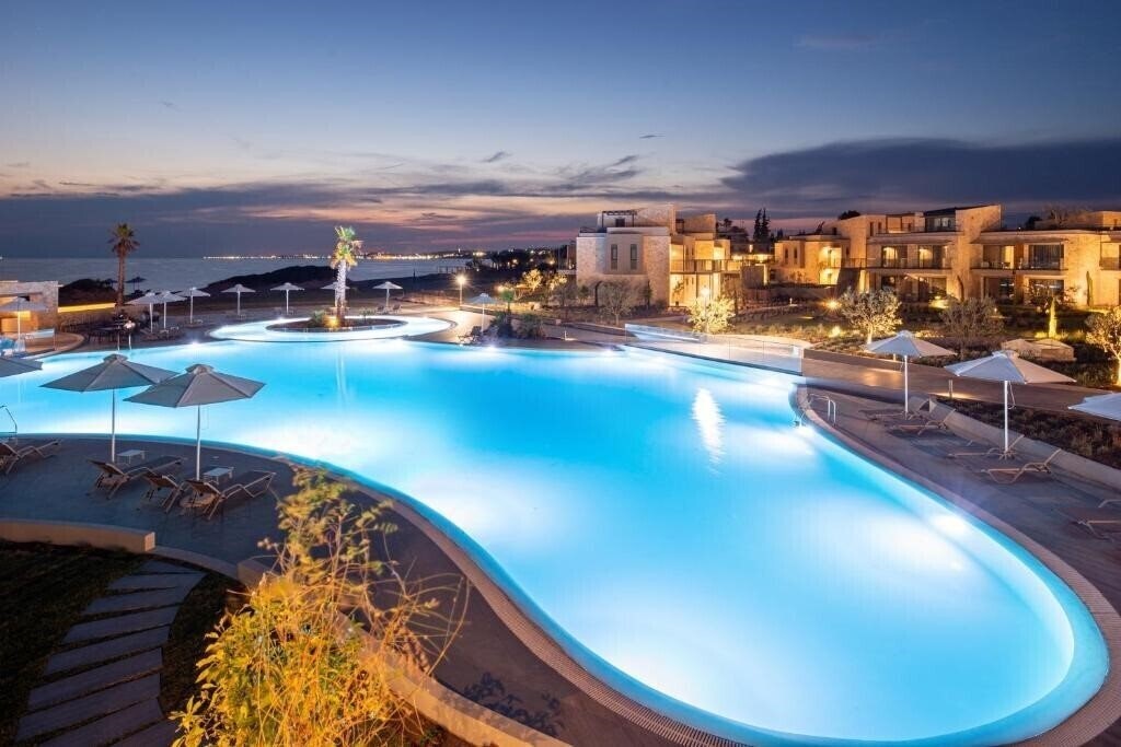 Готель Portes Lithos Luxury Resort 5*