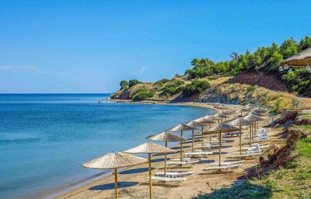 Фото Elpiniki Luxury Apartments 3*