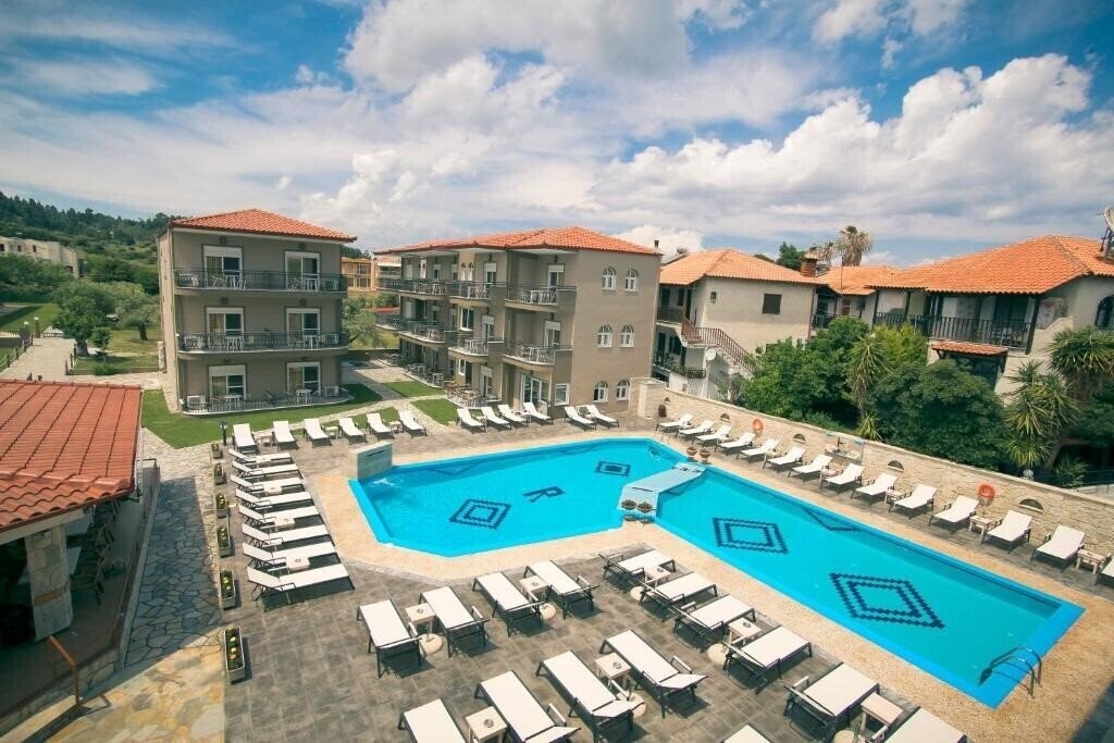 Картинка Royal Hotel & Suites 4*
